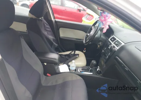 2009 Mercury Milan V6 Premier из США, поврежденный, VIN 3MEHM081X9R636280